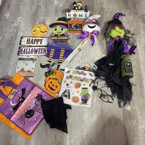 Lot of 14 Halloween Hanging Ghost, Stickers,‎ And More Decor Party Props
